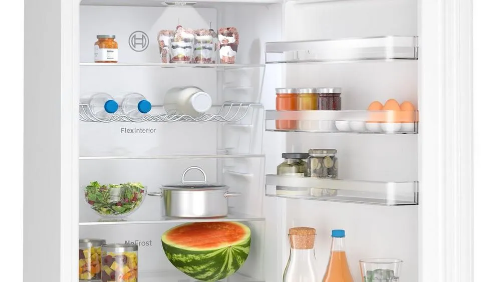 Bosch KGN392WDFG 60cm 70/30 Total No Frost Fridge Freezer - White
